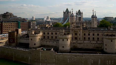 Blick-Auf-Den-Tower-Of-London-Und-Den-Tower-Of-London,-Vereinigtes-Königreich