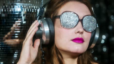 mujer discoteca gafas sm 4k 03