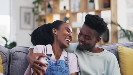 Black-couple,-hug-and-face-with-lounge-with-funny