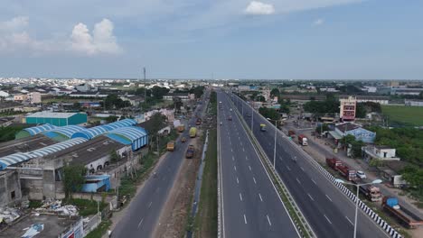 wide-angle shot of amaravathi’s countryside road surrounded by greenery.