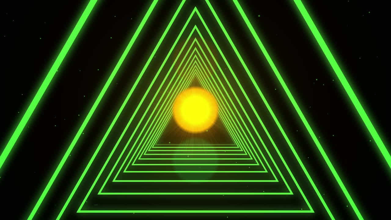 túnel triangular verde con el semáforo parpadeando en rojo sobre un fondo oscuro