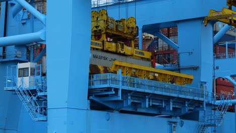 automated gantry crane unloading container at apm maasvlakte terminal in rotterdam