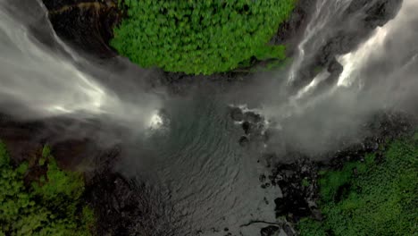 cascada sekumpul bali indonesia 2018