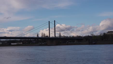 Theodor-Heuss-Bridge,-Rhine-river,-famous-landmarks,-Germany,-Timelapse