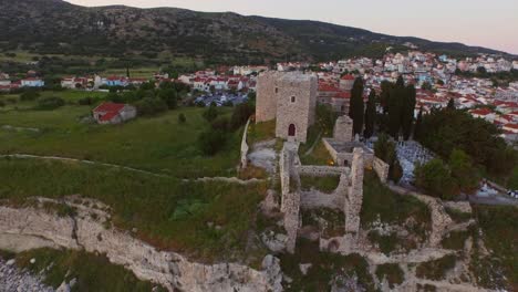 Aus-Der-Luft:-Die-Historische-Stadt-Pythagorion-Auf-Samos