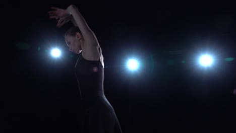 bailarín de ballet en una actuación