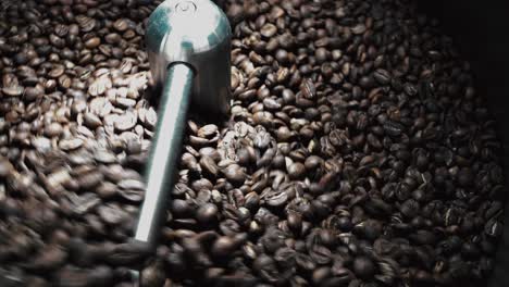 Roasting-process-of-the-coffee-beans