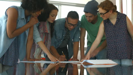 students working together during meeting