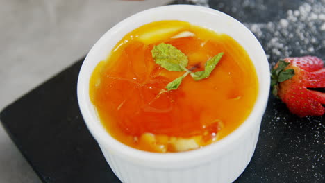 Mango-pudding-in-bowl-at-restaurant