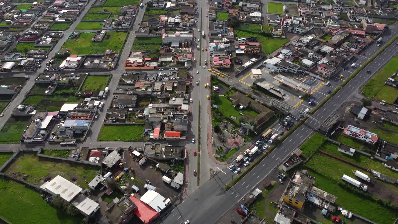 intersección ocupada machachi panamericana sur autopista e35 ecuador vista aérea