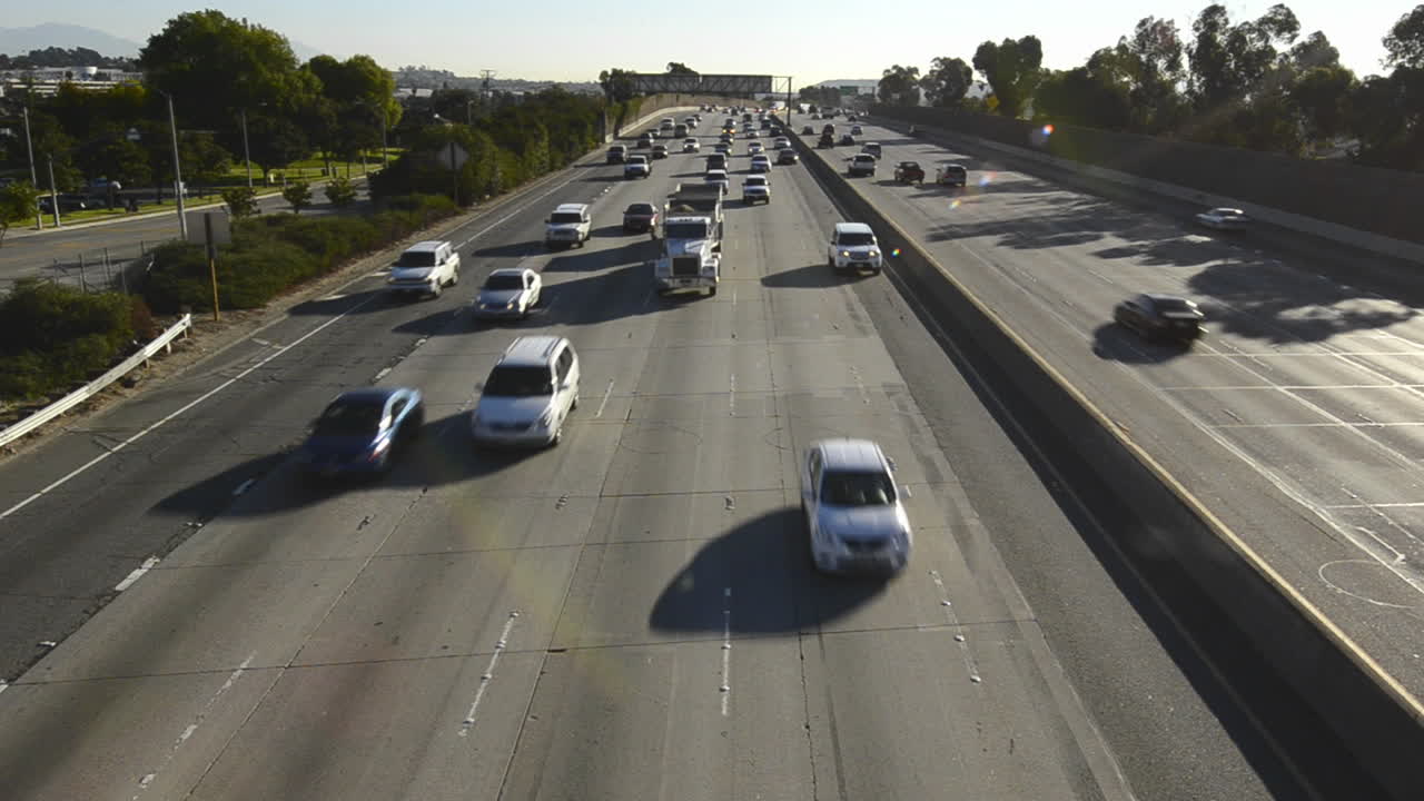 pomona freeway interestatal 60 desde un paso elevado para peatones en el este de los angeles california