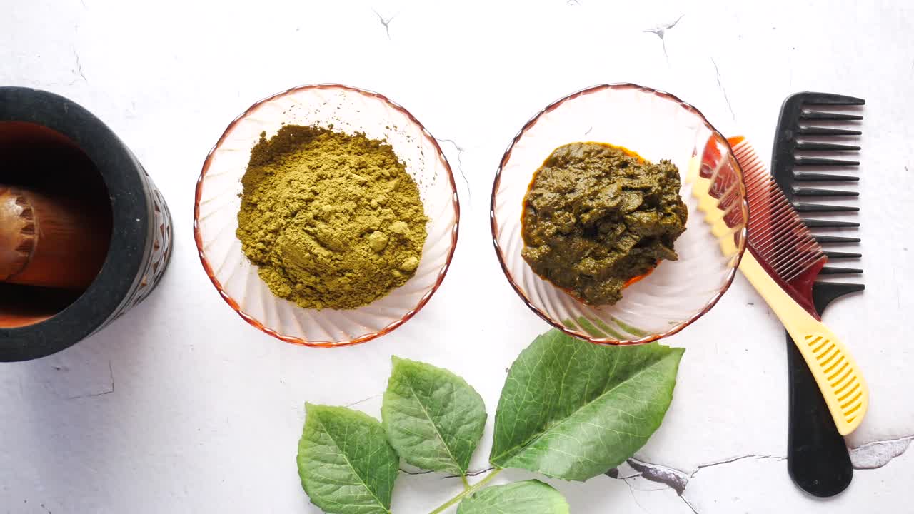 가정용 헤나 헤어 염료 준비