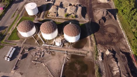 Huge-Land-Area-Of-A-Rouge-Power-Plant-in-Sunoco,-Detroit-Michigan---Aerial-shot