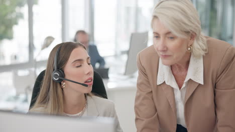 Callcenter,-Frauen-Und-Training-Mit-Computer