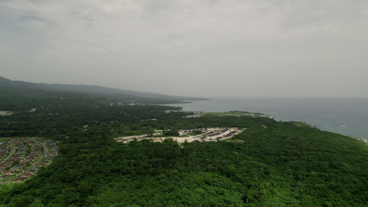순수한 드론: 파란 하늘의 열대, 세인트루이스의 르키즈 물