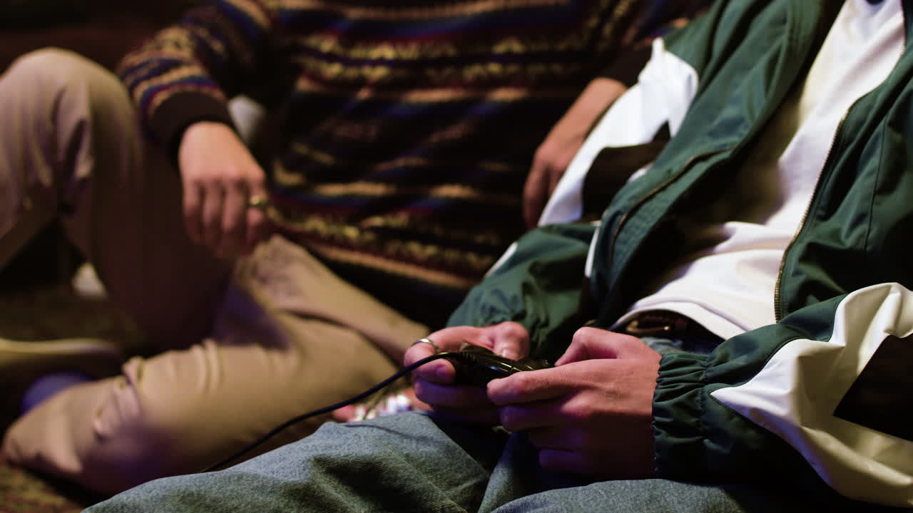 persona que juega a videojuegos