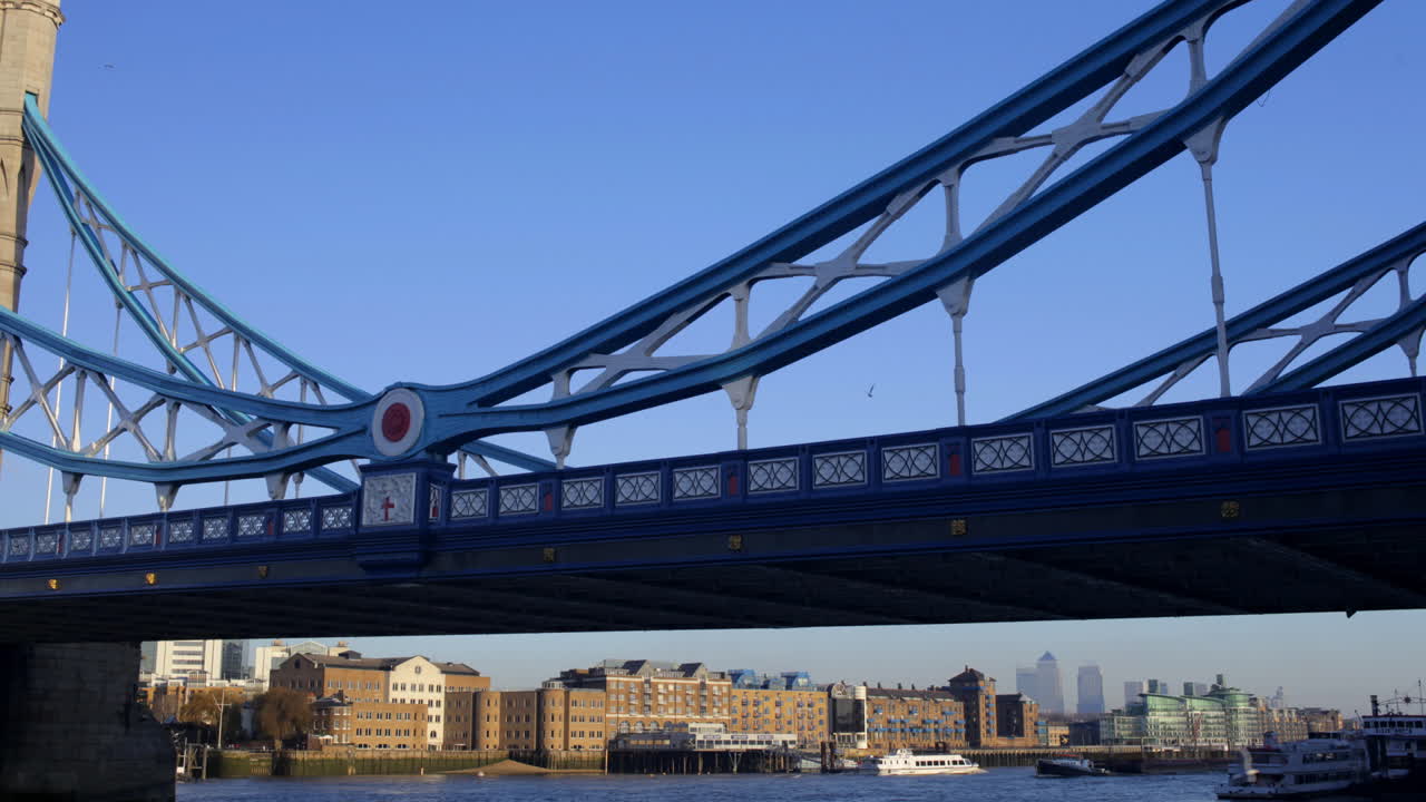 타워 브리지 뉴 03