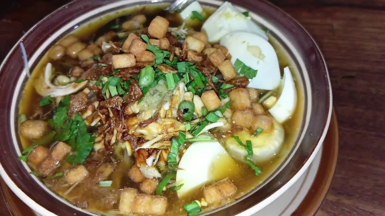 Top view of Soto Klethuk culinary typical of Blora, Central Java, Indonesia. food video