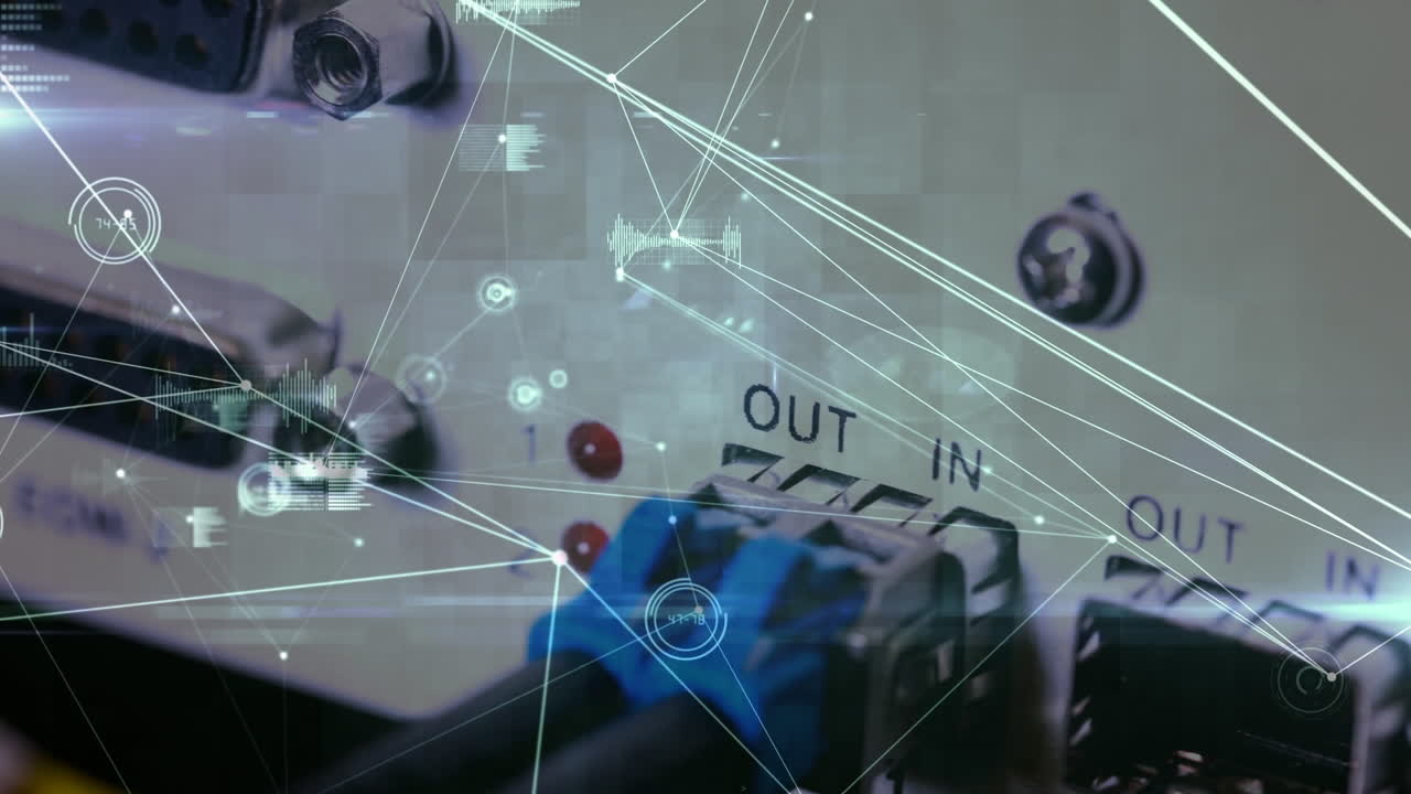 컴퓨터 서버 하드웨어를 통해 연결 네트워크와 다양한 데이터의 애니메이션