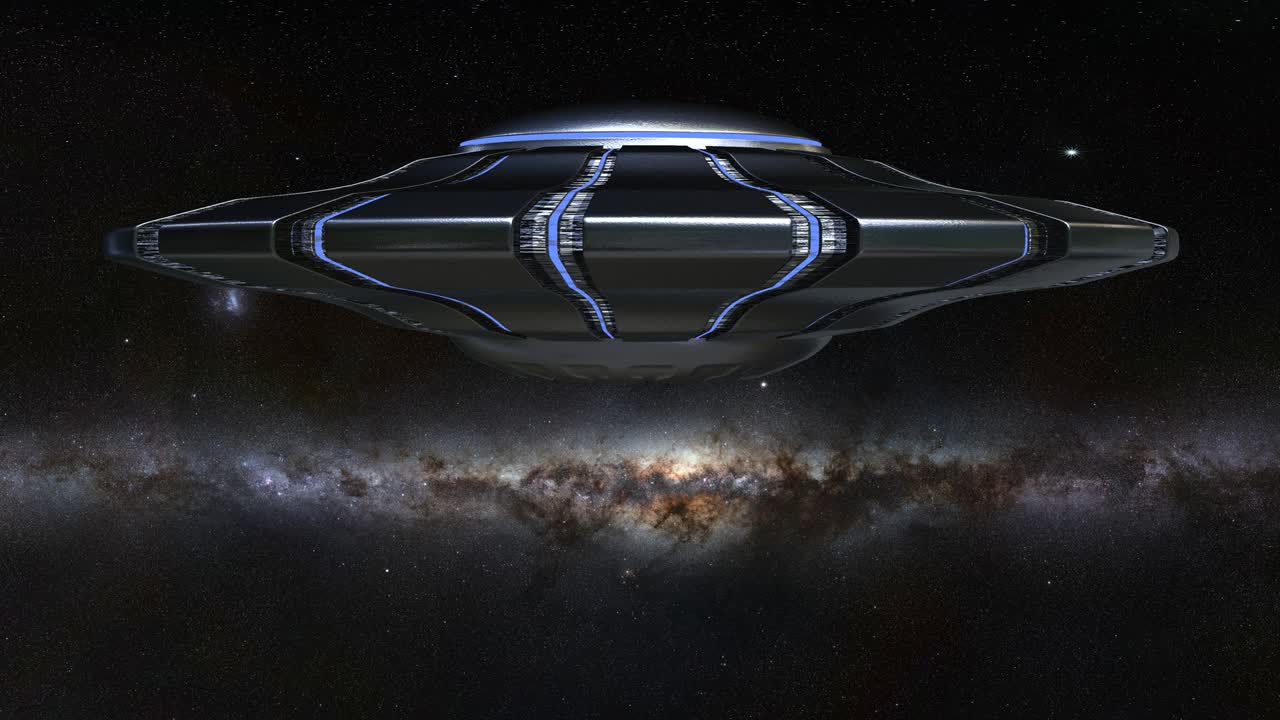 ufo, 회전하는 날아다니는 접시, 외계인 우주선, 외계 방문객과 함께 외계 공간을 통해 4k 루프