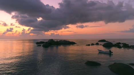 Toma-Nocturna-De-La-Playa-De-Sai-Nuan