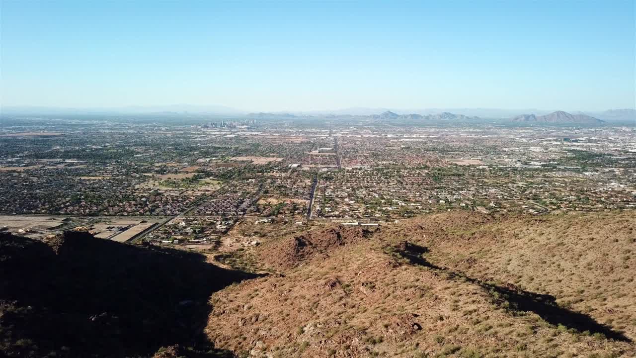 고산 뷰에서 피닉스 래드스케이프의 공중 영상