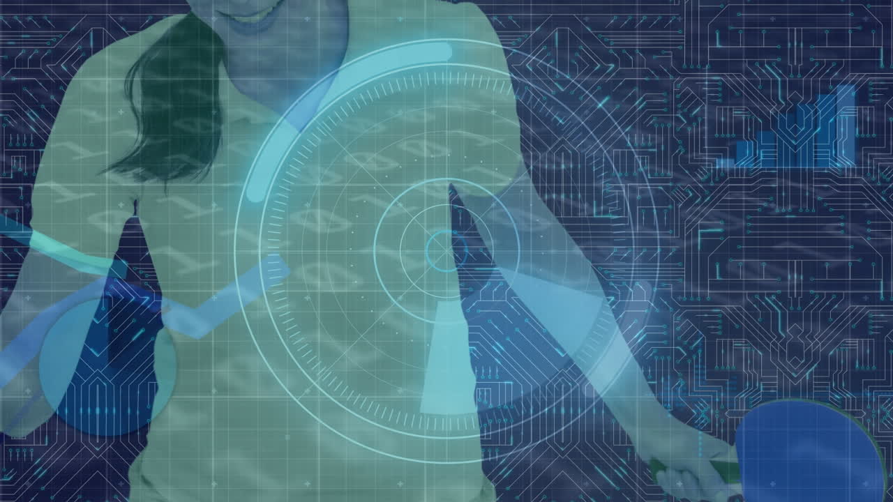 데이터 처리 및 범위 스캐닝의 애니메이션 백인 여성과 컴퓨터 회로 보드