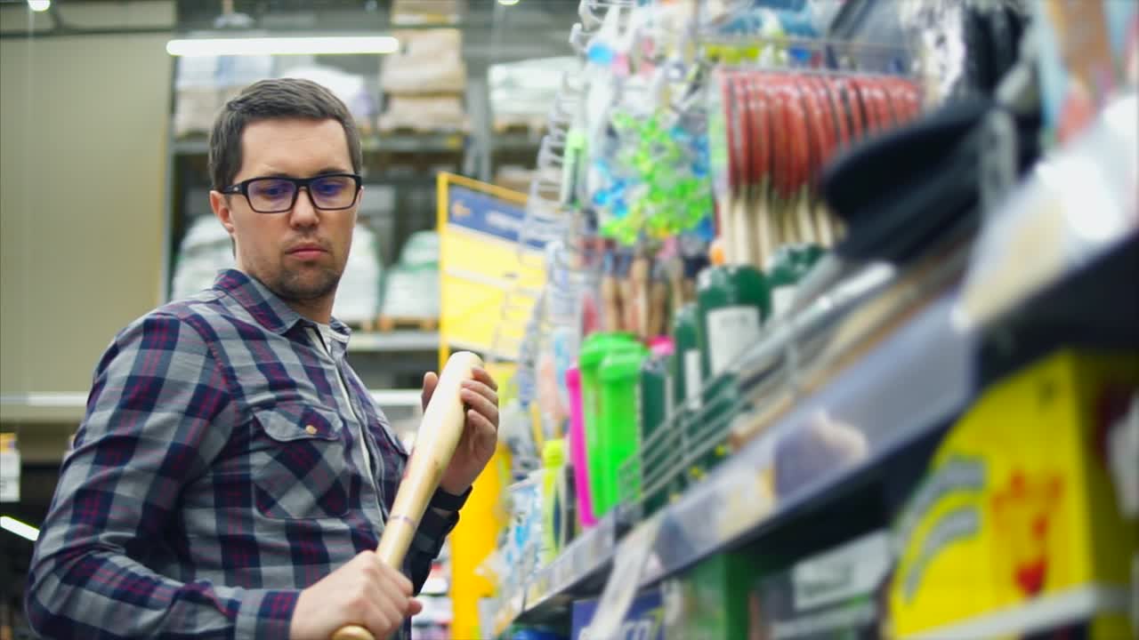 hombre de compras de equipos