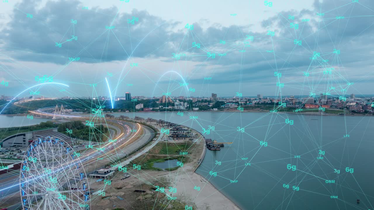 스마트 시티 항공 드론 영상 홀로그램 정보 아치 네트워크 통신 동안 형성 미래의 네트워크 및 기술 5g 드론 낮은 빛 4k 비디오 루프, 타임 라프