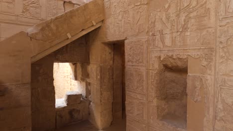 Hieroglyphen-An-Der-Wand-Im-Antiken-Dorf-Deir-El-Medina-In-Ägypten