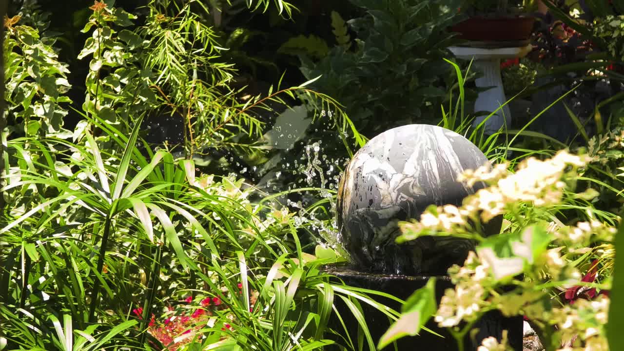 Small Garden Fountain with Water Feature