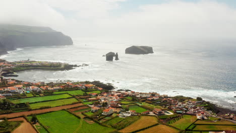 Malerische-Aussicht-Auf-Die-Küste-Von-Sao-Miguel,-Azoren---Portugal