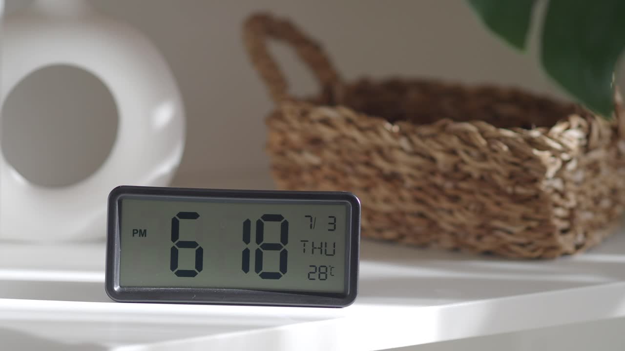 Digital clock showing time