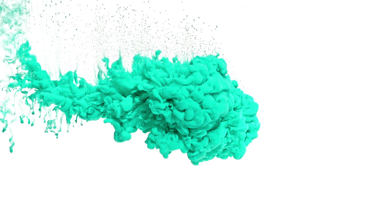 tinta turquesa en el agua