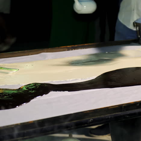 creating frozen chocolate and ice cream desserts with liquid nitrogen