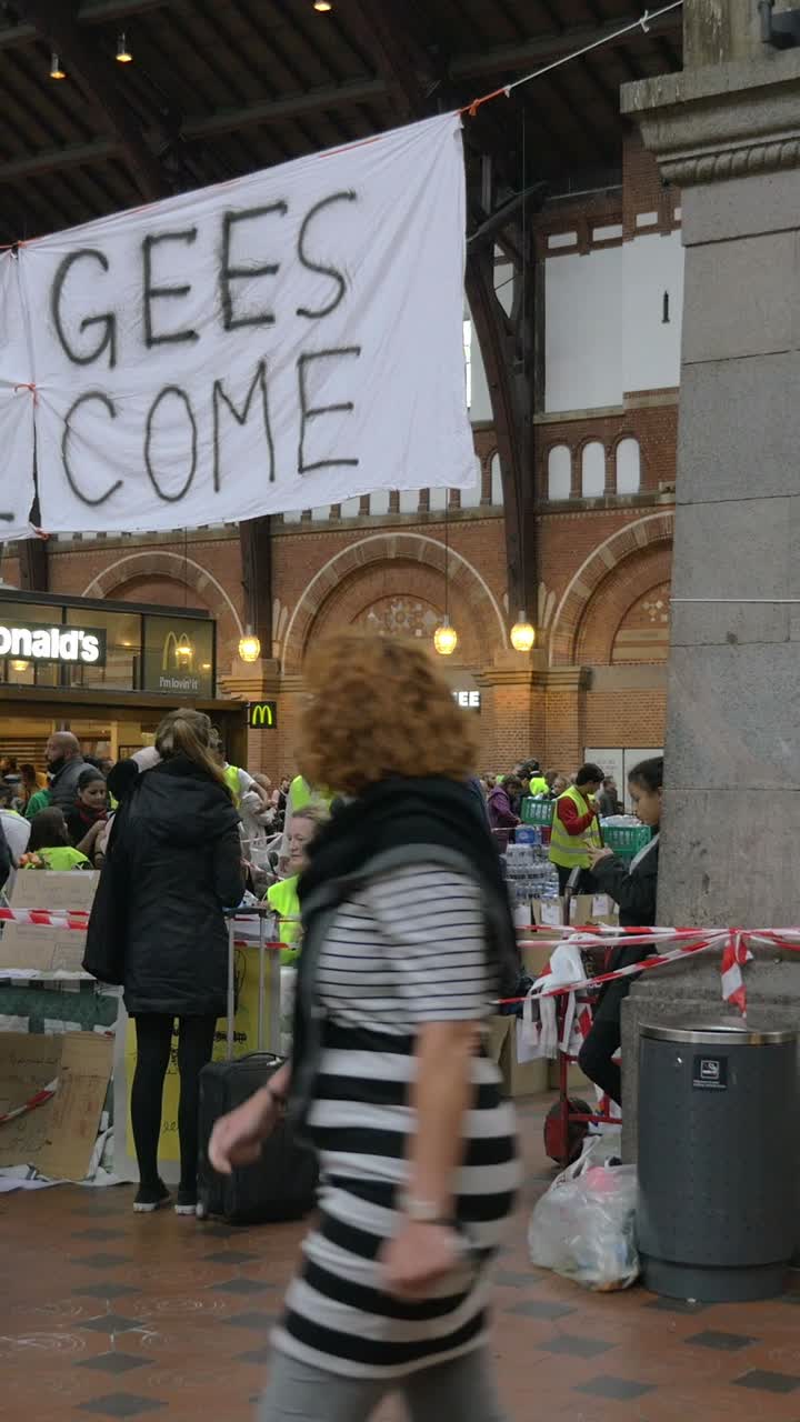Images of a Welcome Refugees Protest