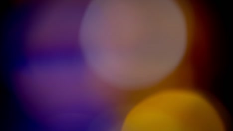 imágenes de fugas de luz multicolor sobre fondo negro, transiciones de superposiciones de fugas de destellos de lente