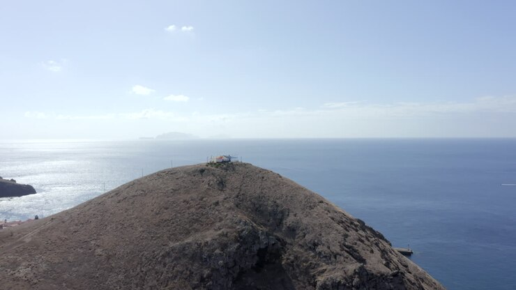 Veduta aerea della Capela Nossa Senhora da Piedade - Cappella di Nostra Signora della Pietà a Canical, Isola di Madeira, Portogallo.