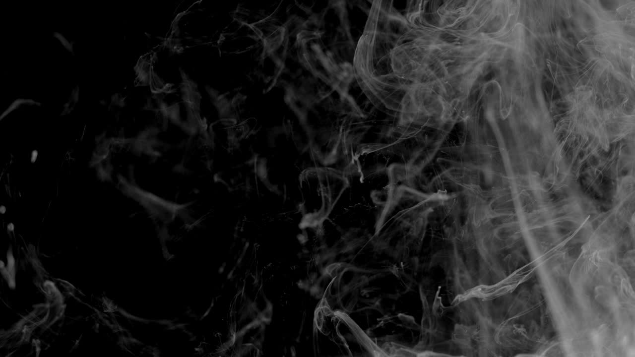 Transizione Fumo Inchiostro - Animazione di transizione che ricorda inchiostro o fumo. Astrazione in bianco e nero a forma di fumo.