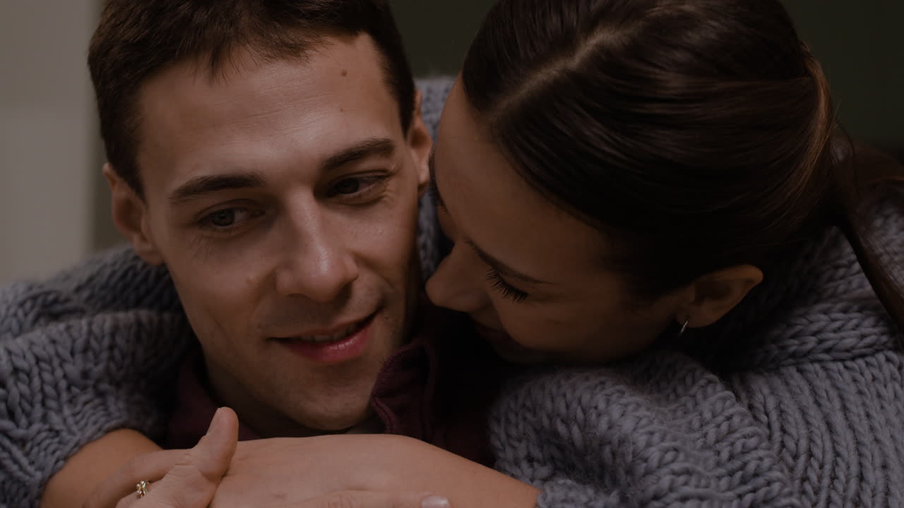 이 포옹하는 모습