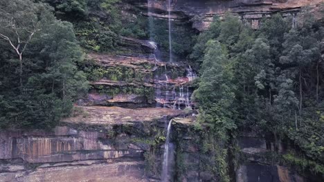 pull back shot wentworth cascades to reveal the falls, blue mountains