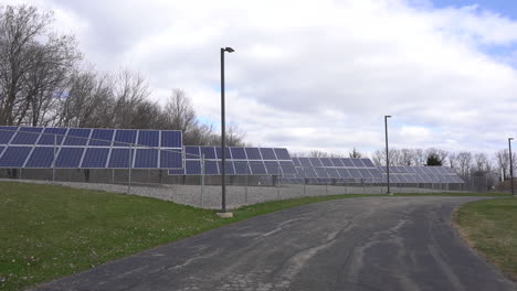 Una-Vista-Más-Cercana-De-Los-Paneles-Solares