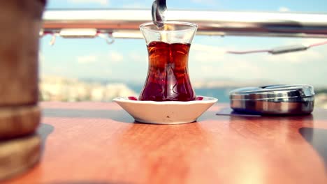 Driking-Turkish-Tea-In-Cafe-Istanbul-7