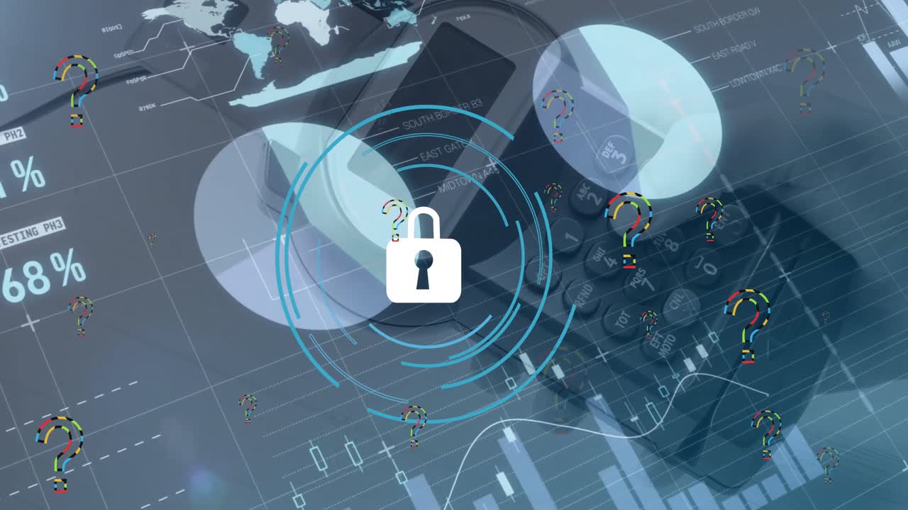 animación del procesamiento de datos a través de un candado y pago manual con tarjeta de crédito.