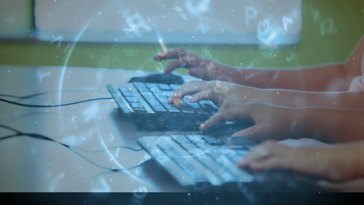 animación de letras que cambian y procesamiento de datos sobre niños que usan computadoras