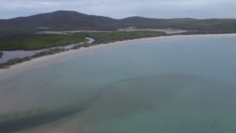 Calm-Blue-Sea-In-Great-Keppel-Island-In-QLD,-Australia---aerial-drone-shot