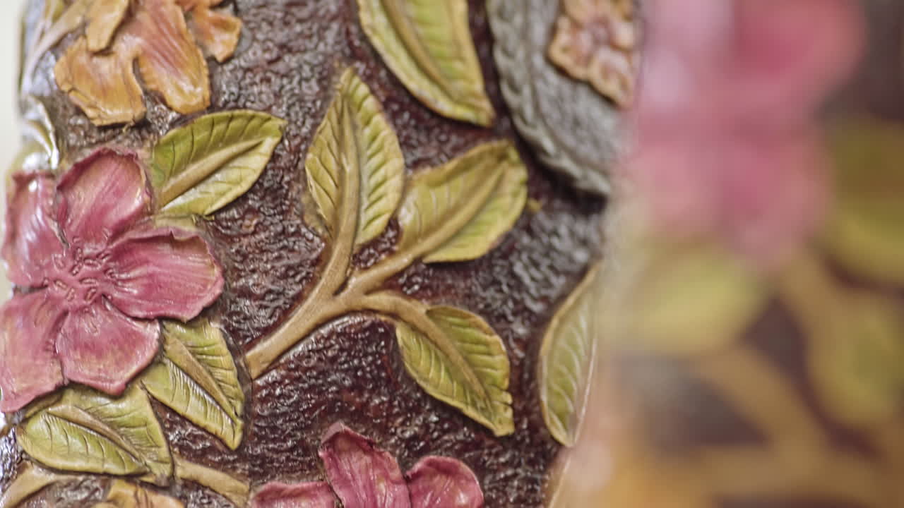 패션 초점: 스타일리시한 가죽 부츠의 클로즈업