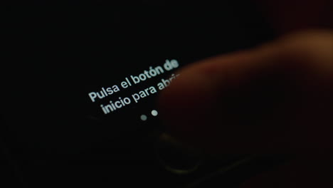 Smartphone or smartwatch instructions on a dark background.