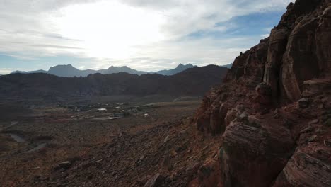 Excelente-Vista-Aérea-Del-Cañón-De-Roca-Roja-En-Nevada