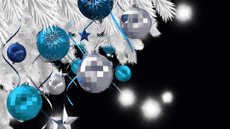 animación de bolas en el árbol de navidad sobre luces en fondo negro